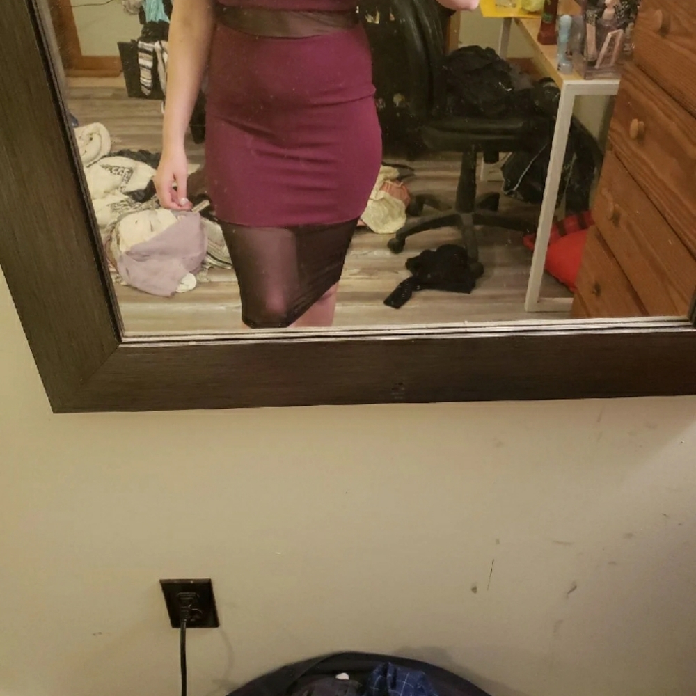 Dress - Picture 5 of 5